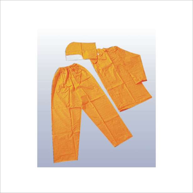 二件式雨衣 (RN82)-身體護具類-個   人   護   具